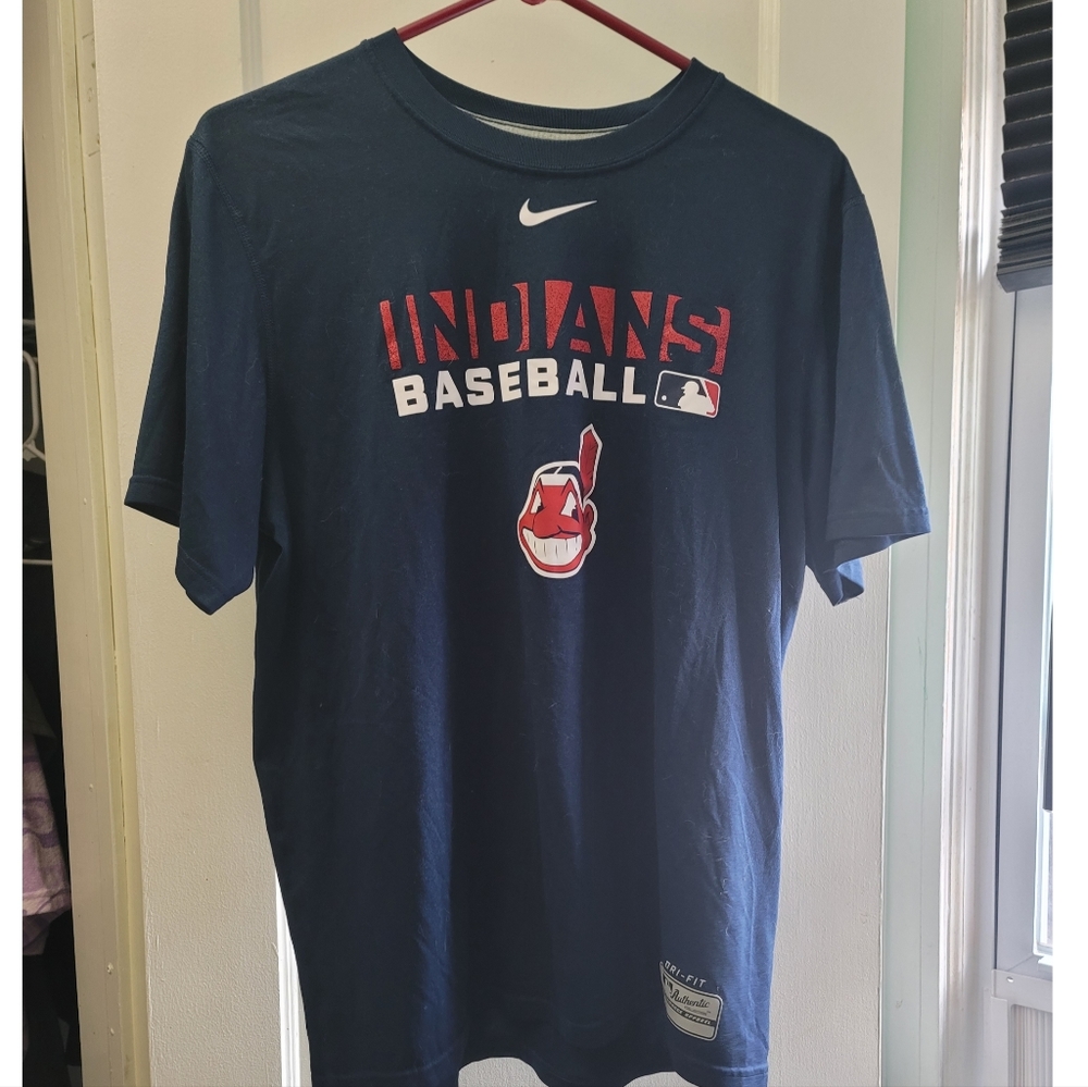 Nike Indians shirt sz m